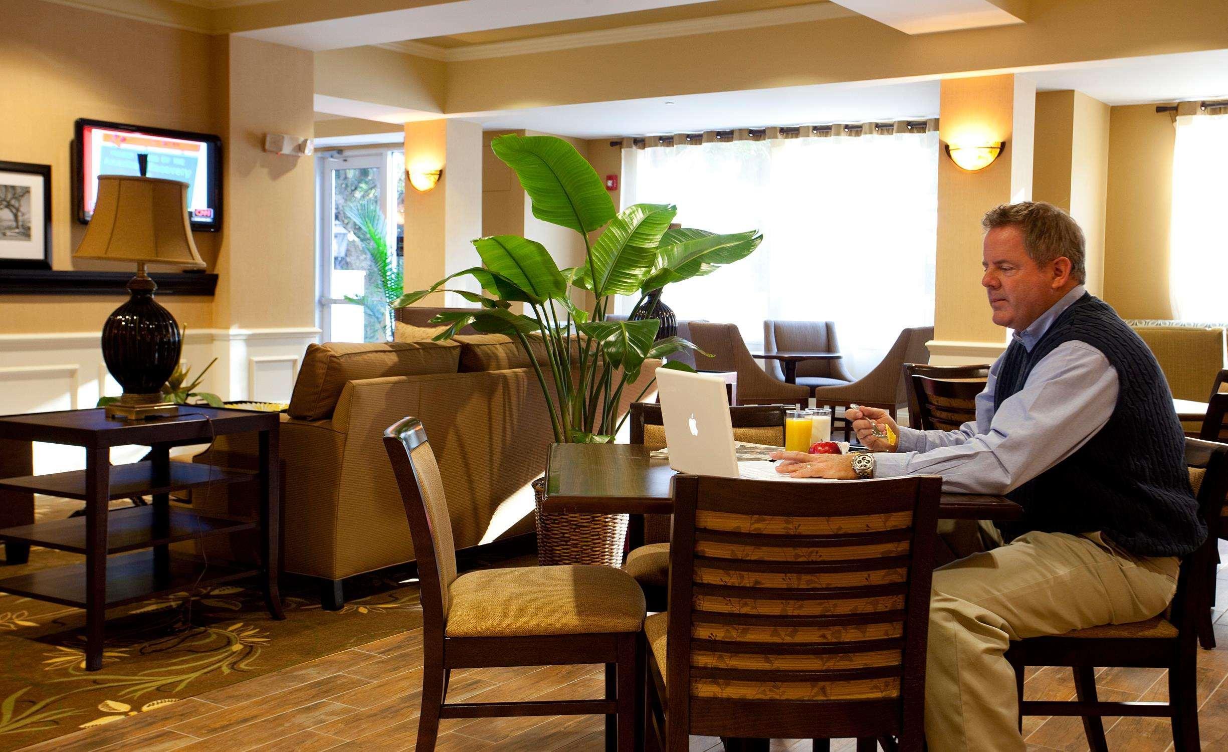 Hampton Inn & Suites Jekyll Island Ristorante foto